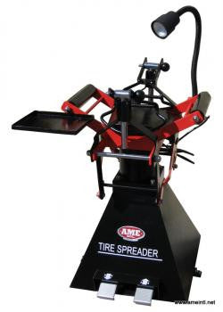 AME 73100 Tire Spreader